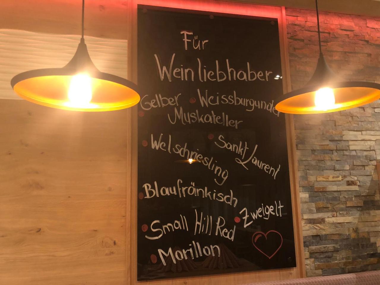 Gasthof Menuewirt Sankt Kanzian am Klopeiner See Extérieur photo